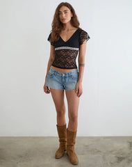 Warita Underbust Top in Lace Black