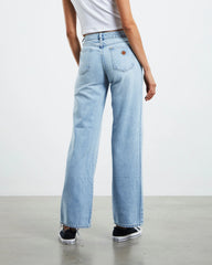 A 99 Low & Wide Jeans