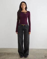 Donela Long Sleeve Top with Flower Ring in Redwood