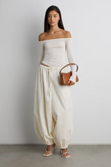 SHEER LIGHTWEIGHT OFF THE SHOULDER TOP