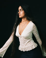 Roselle Keyhole Long Sleeve Top in Lace Ivory