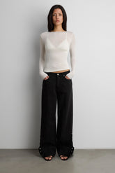 SHEER LIGHTWEIGHT BOAT NECK TOP