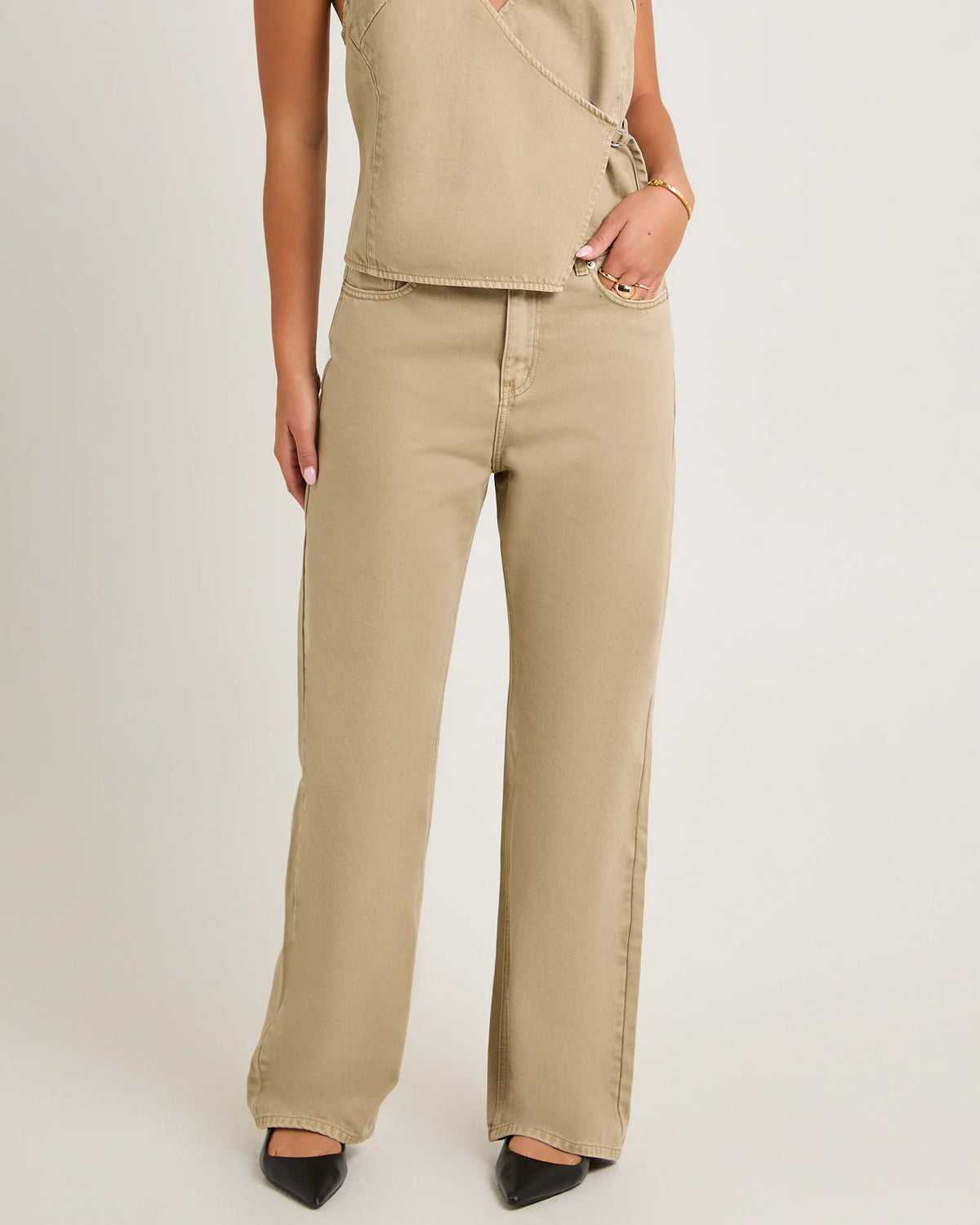 Alexa Mid Rise Relaxed Denim Jeans