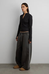 FITTED HALF ZIP MOCKNECK LONG SLEEVE TOP