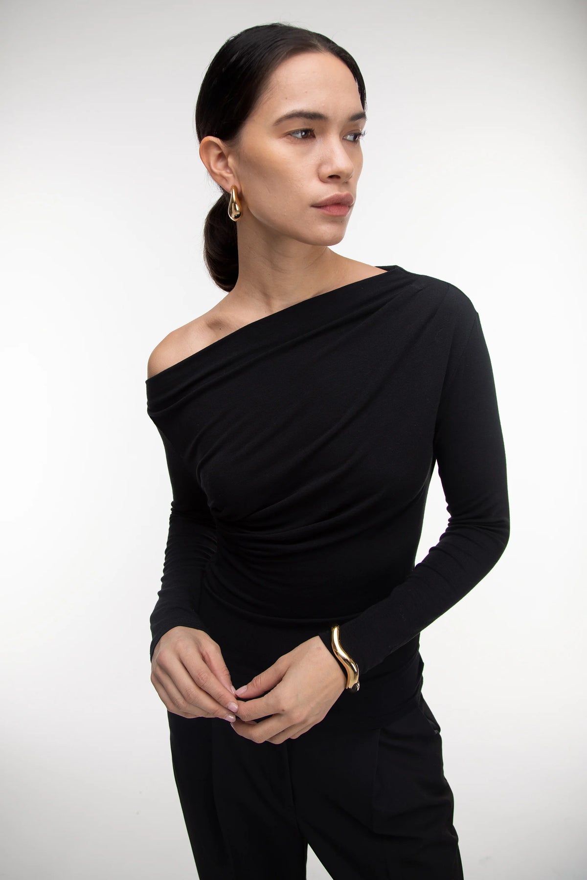 GATHERED OFF SHOULDER TOP