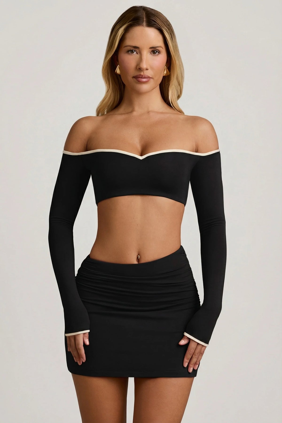 Modal Contrast-Trim Crop Top in Black